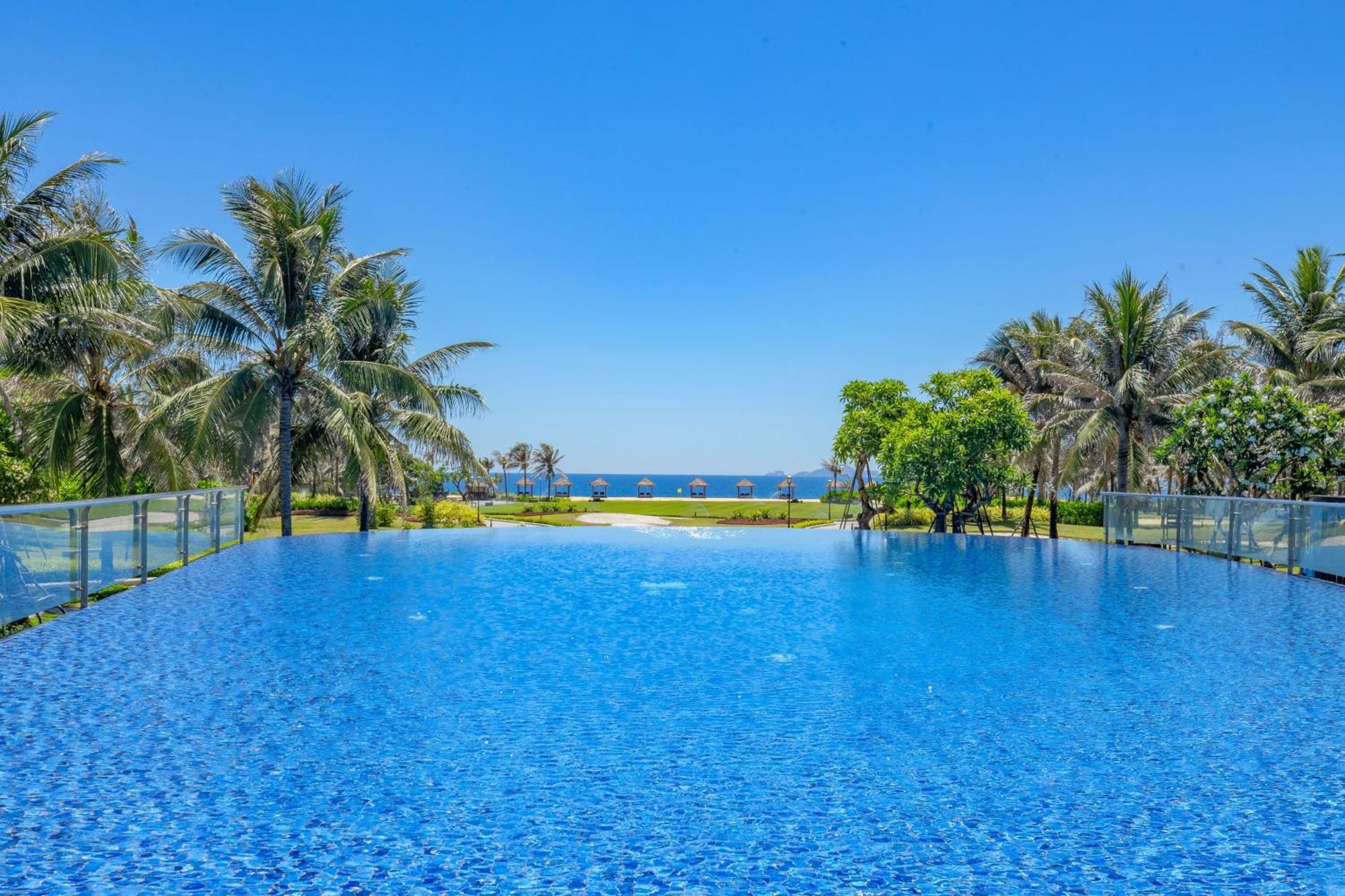 Wyndham Grand Kn Paradise Cam Ranh Extérieur photo