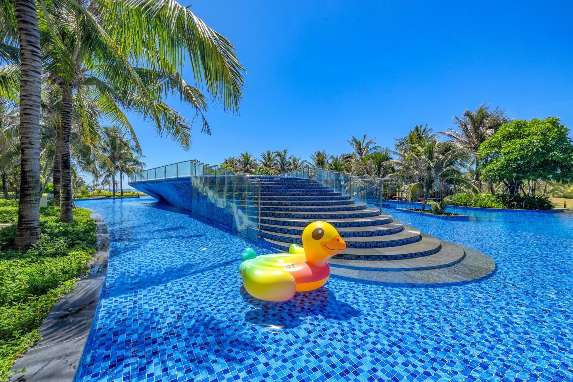 Wyndham Grand Kn Paradise Cam Ranh Extérieur photo
